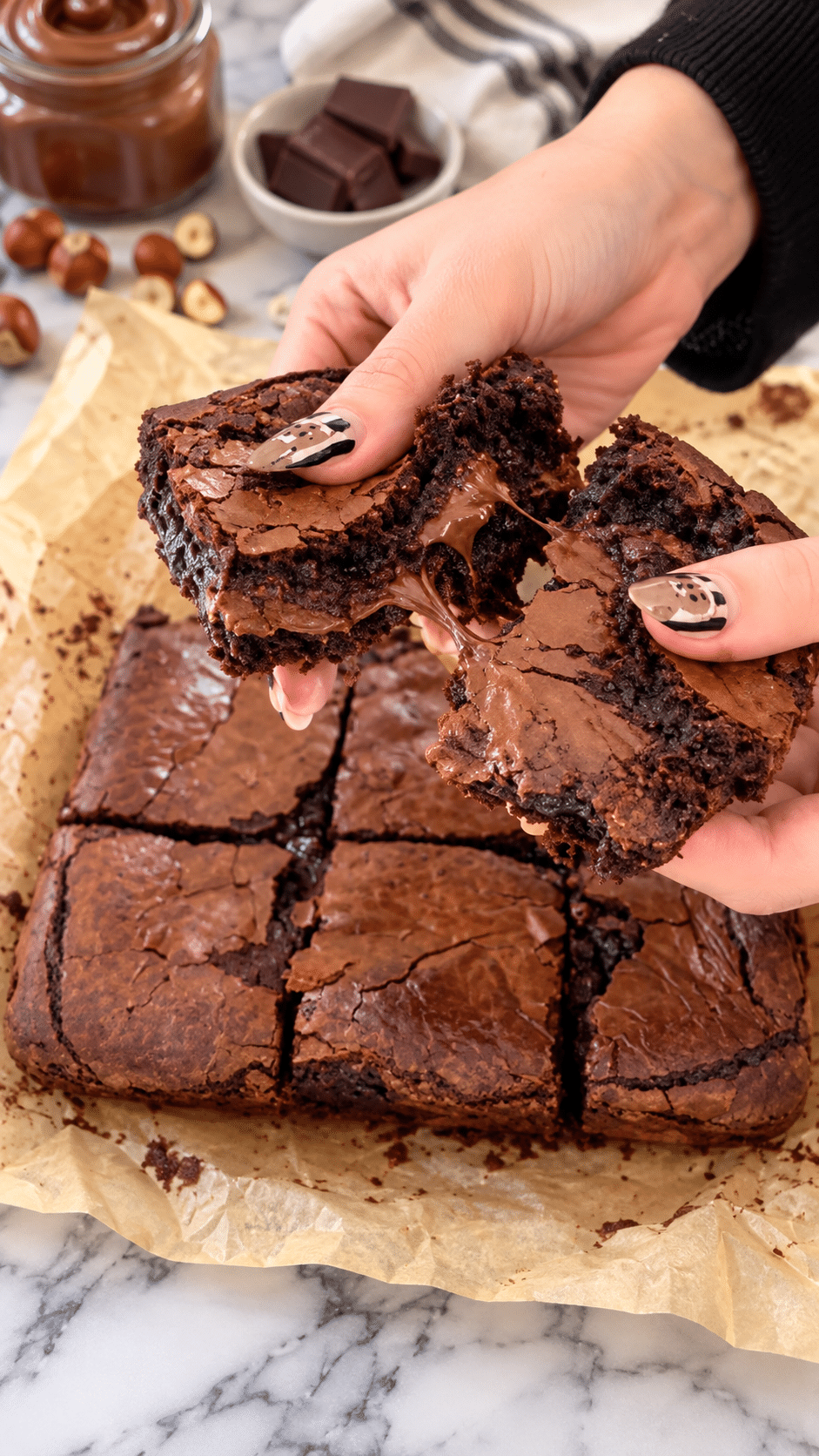 Brownies au Nutella ultra fondants et irrésistibles : le gâteau qui se mange encore Brownies au Nutella ultra fondants et irrésistibles : le gâteau qui se mange encore